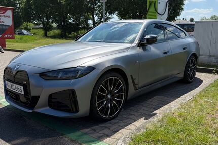 BMW i4 25.000 km 56.999 &euro; Berlin 10243