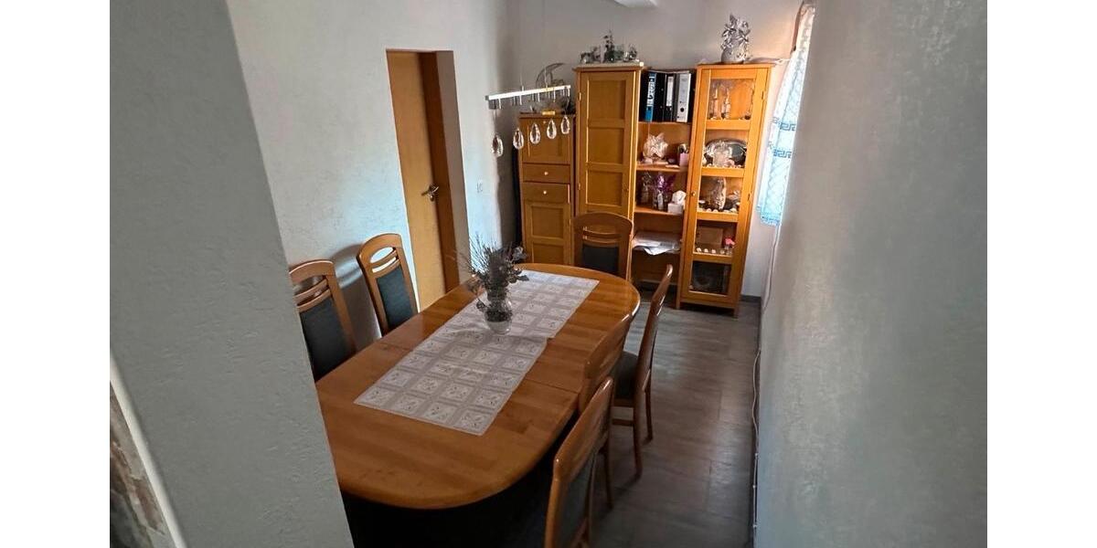 Doppelhaushälfte - 8 Zimmer, 110 m&sup2;, 99.999&euro; | Angebot:27002053